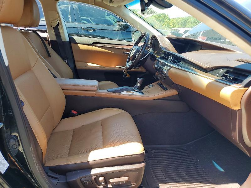 2017 LEXUS ES 350 — Фото 7 из 12