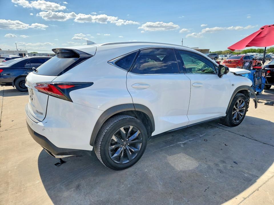 2017 LEXUS NX 200T F SPORT — Фото 3 из 14