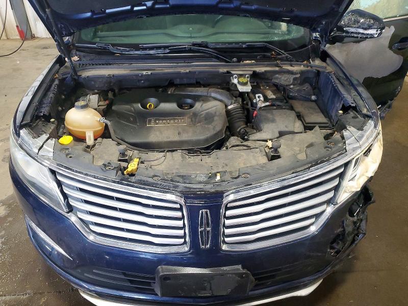 2017 LINCOLN MKC RESERVE — Фото 11 из 12