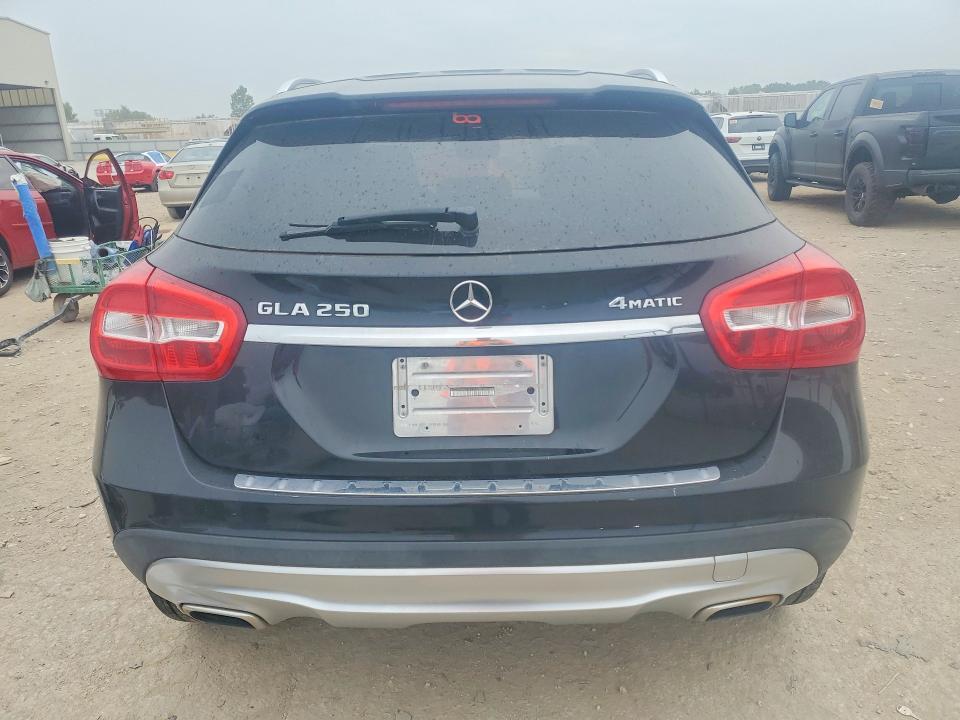 2017 MERCEDES-BENZ GLA 250 4MATIC — Фото 6 из 12