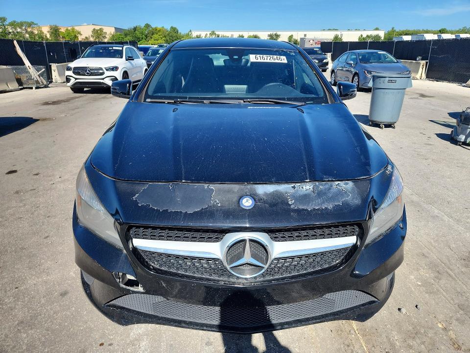 2017 MERCEDES-BENZ CLA 250 — Фото 5 из 12