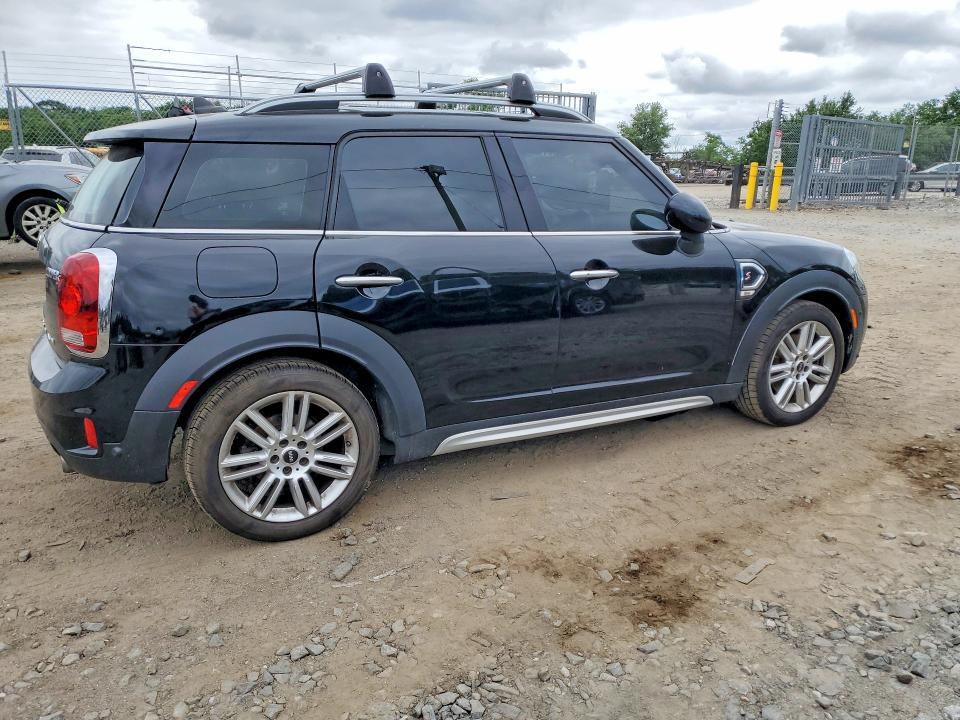 2017 MINI COOPER S COUNTRYMAN ALL4 — Фото 3 из 12