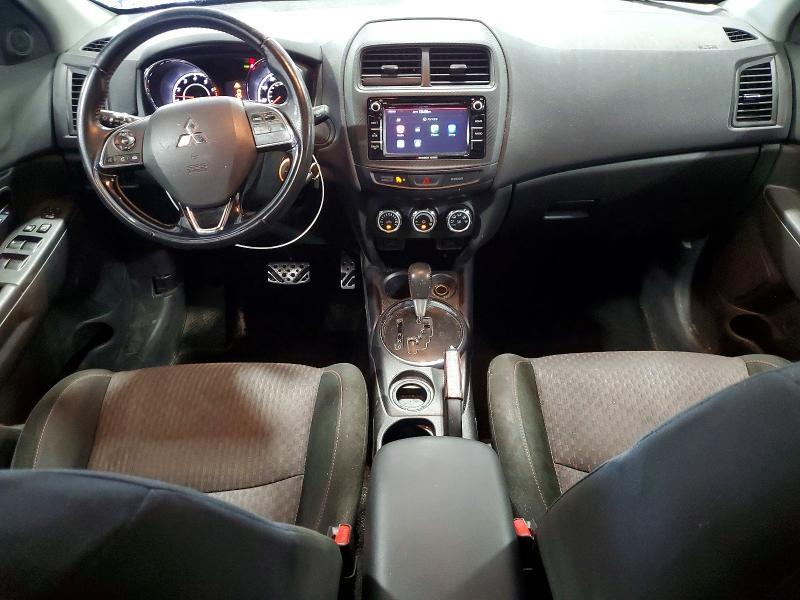 2017 MITSUBISHI OUTLANDER SPORT ES — Фото 8 из 12