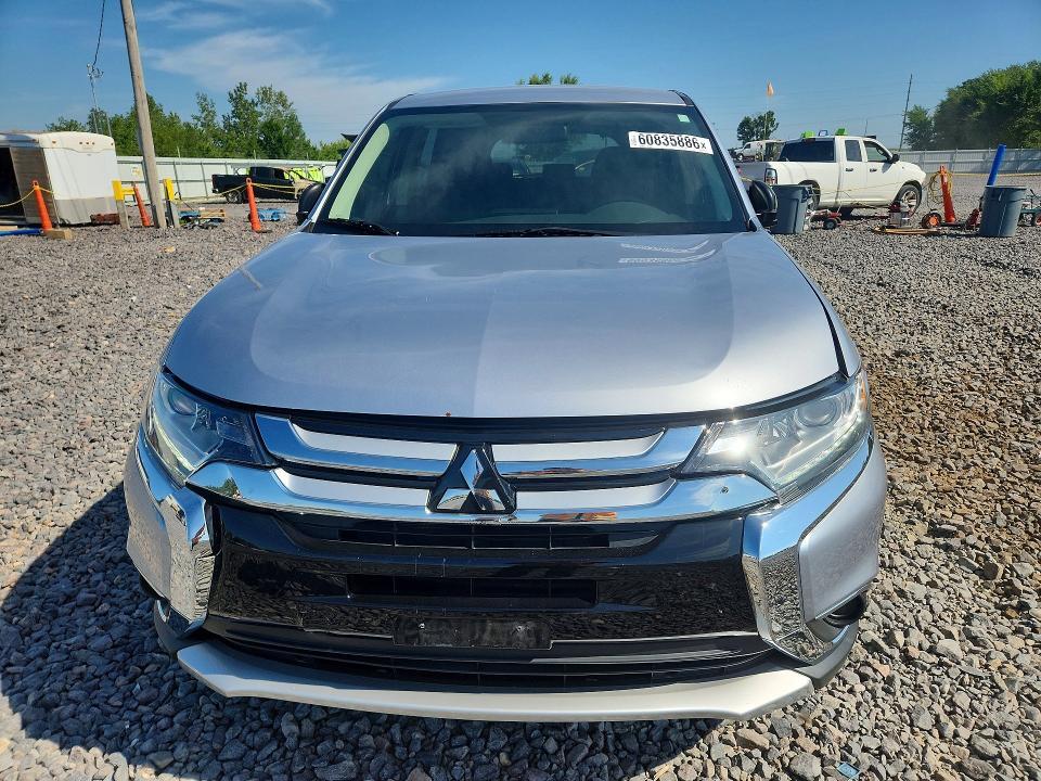 2017 MITSUBISHI OUTLANDER ES — Фото 5 из 13