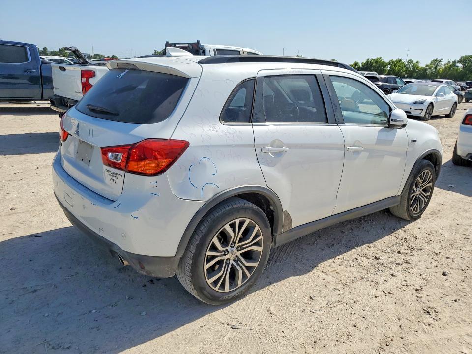 2017 MITSUBISHI OUTLANDER SPORT SEL — Фото 3 из 13