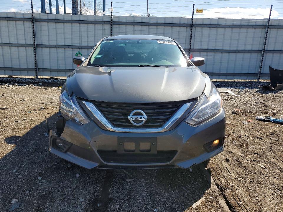 2017 NISSAN ALTIMA 2.5 SR — Фото 5 из 12