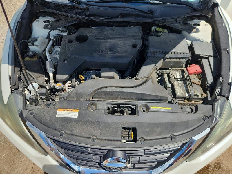 2017 NISSAN ALTIMA 2.5 SR — Фото 11 из 12