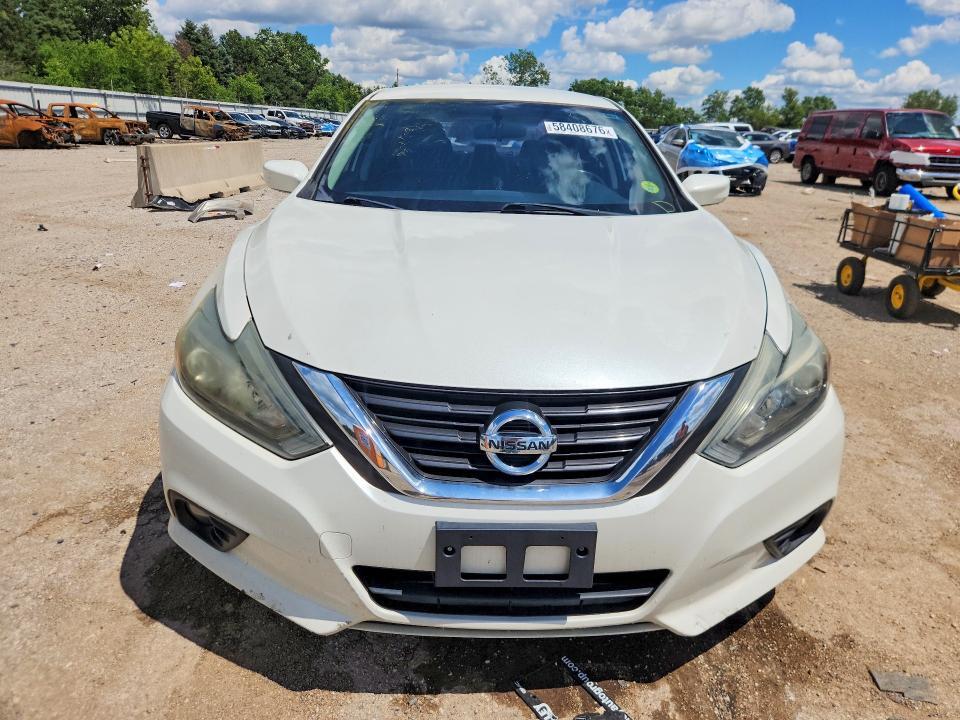 2017 NISSAN ALTIMA 2.5 SR — Фото 5 из 12