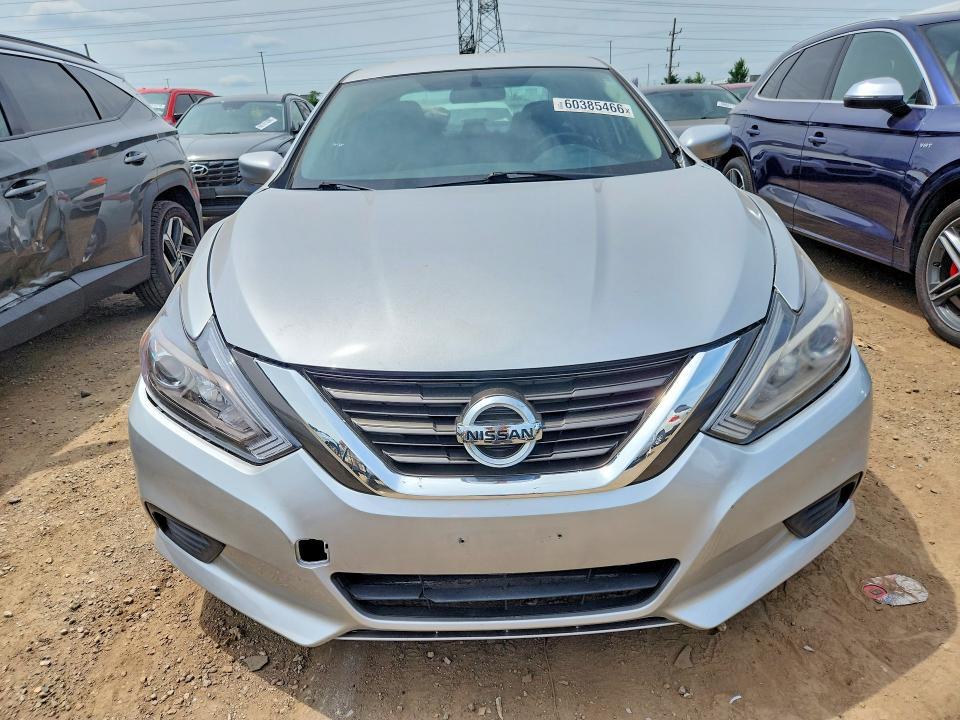 2017 NISSAN ALTIMA — Фото 5 из 12
