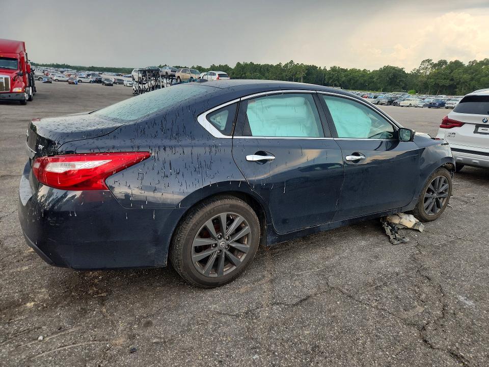 2017 NISSAN ALTIMA 2.5 SV — Фото 3 из 12