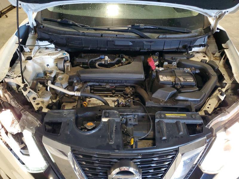 2017 NISSAN ROGUE SV — Фото 12 из 13