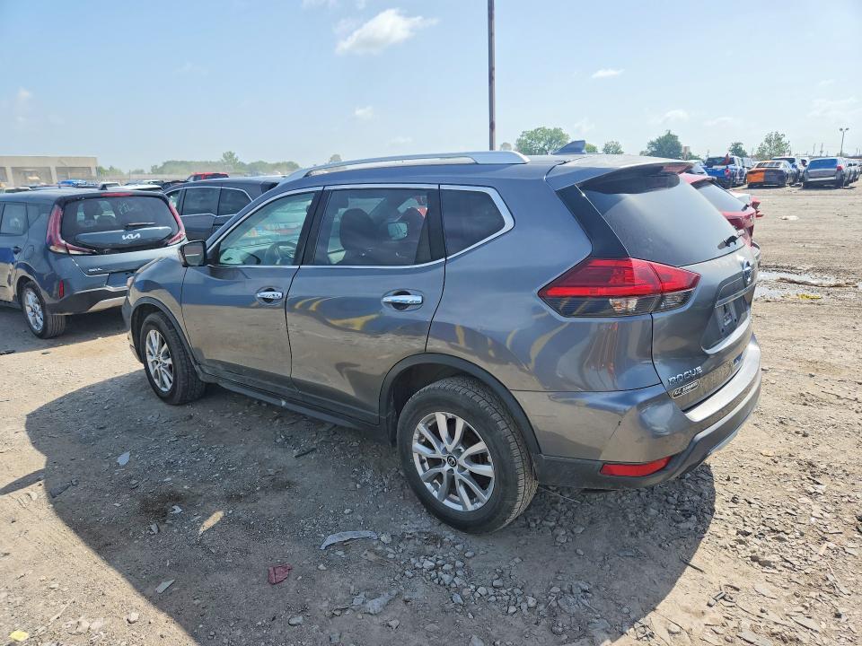 2017 NISSAN ROGUE SV — Фото 2 из 13