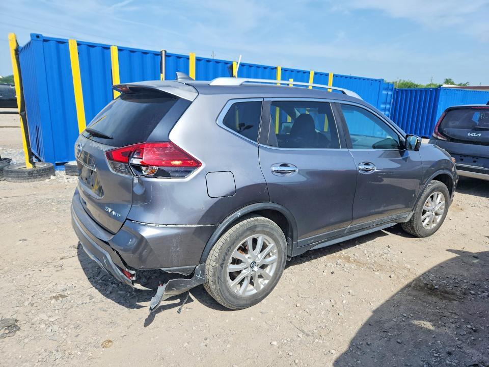 2017 NISSAN ROGUE SV — Фото 3 из 13