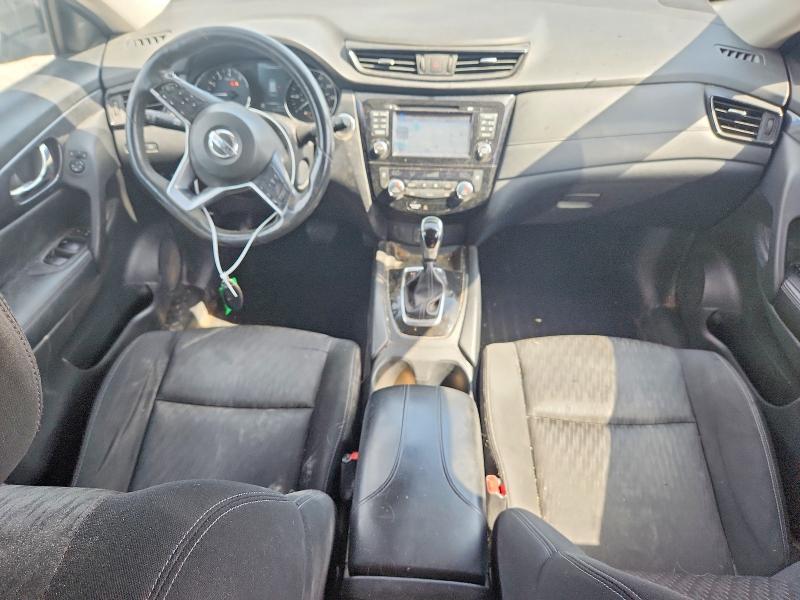 2017 NISSAN ROGUE SV — Фото 8 из 13