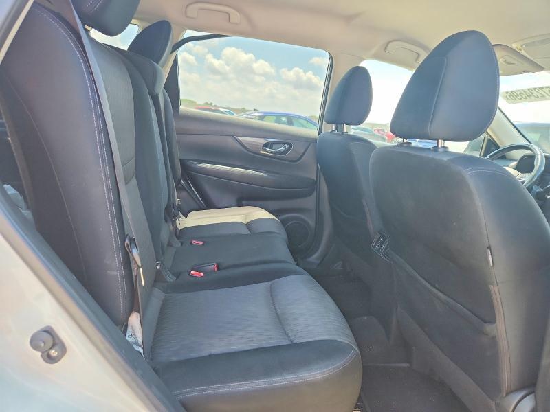 JN8AT2MV7HW022068 2017 NISSAN ROGUE photo no. 11