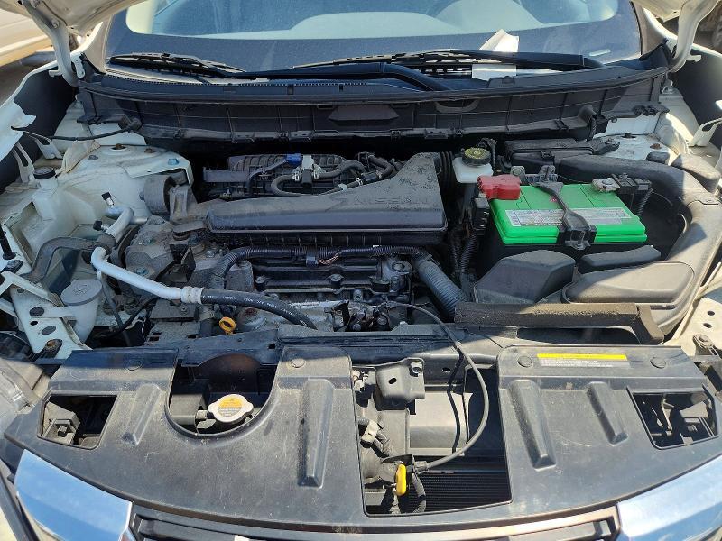 JN8AT2MV7HW022068 2017 NISSAN ROGUE photo no. 12