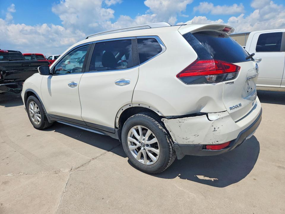 JN8AT2MV7HW022068 2017 NISSAN ROGUE photo no. 2