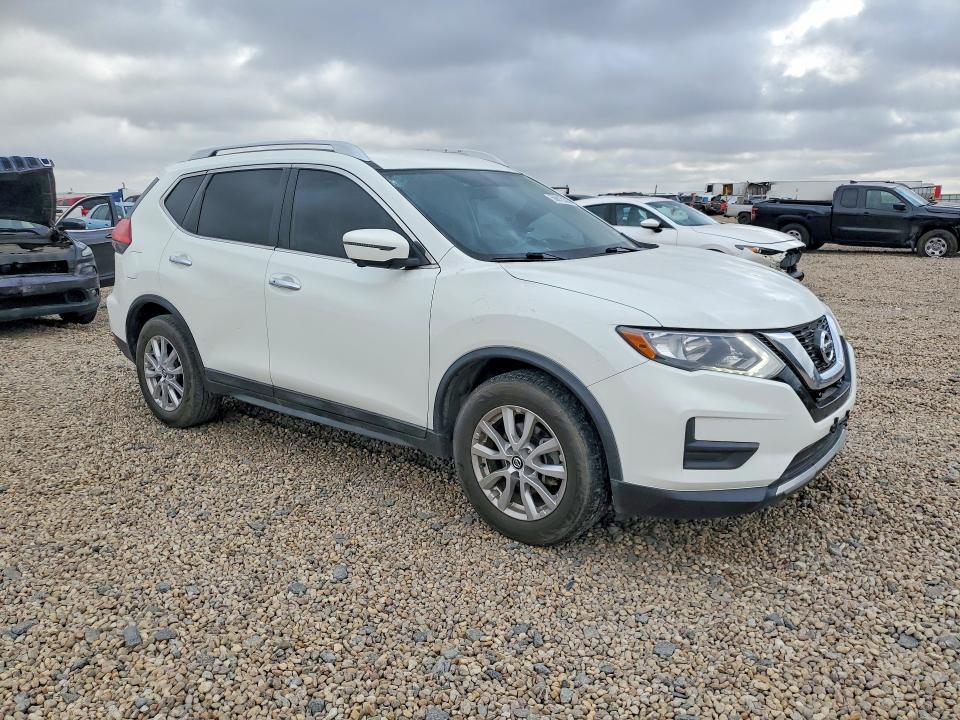 2017 NISSAN ROGUE SV — Фото 4 из 13