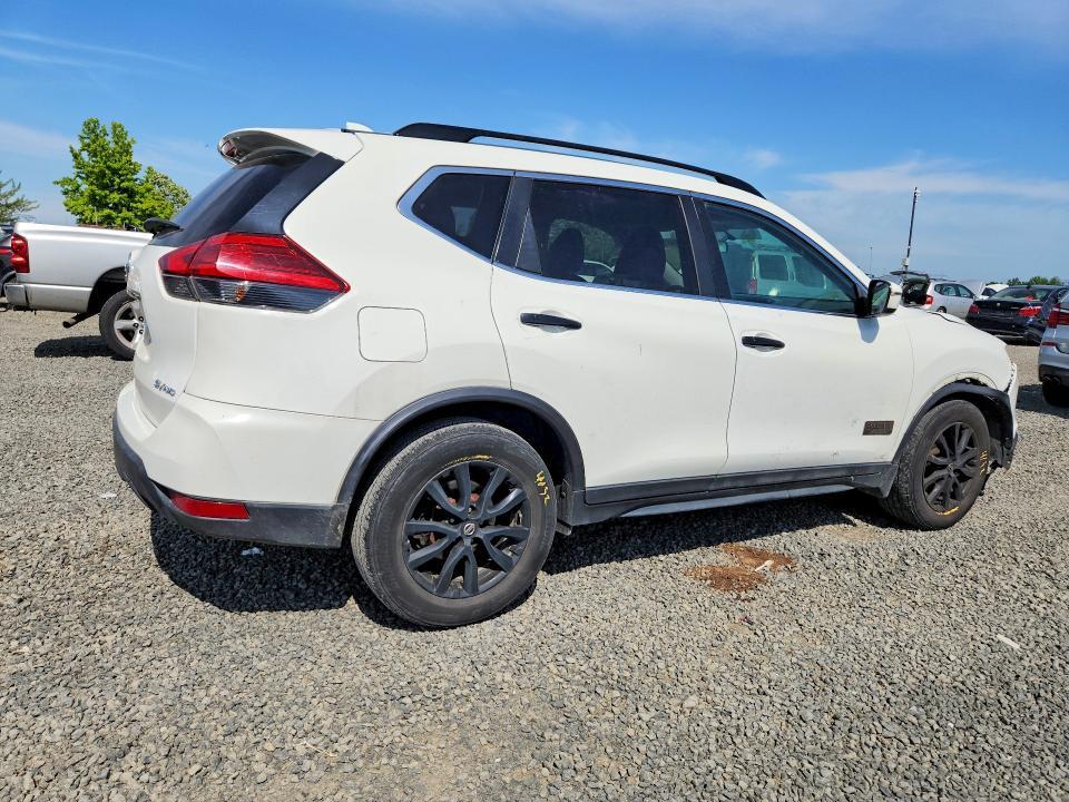 2017 NISSAN ROGUE SV — Фото 3 из 13