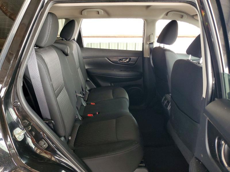 2017 NISSAN ROGUE SV — Фото 11 из 14