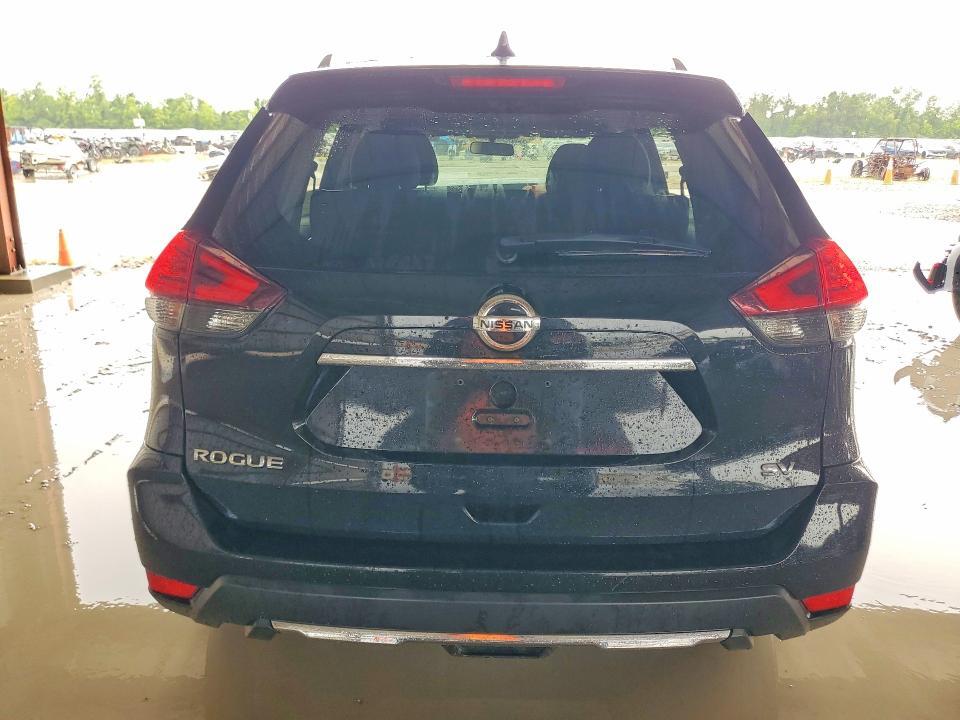 2017 NISSAN ROGUE SV — Фото 6 из 14