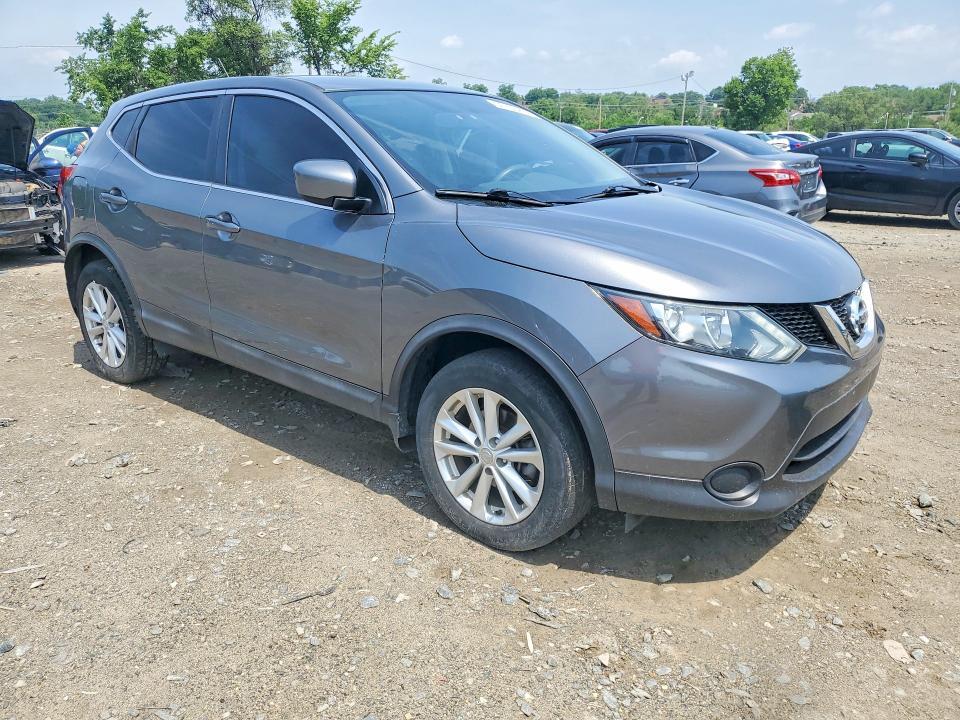 2017 NISSAN ROGUE SPORT S — Фото 4 из 13