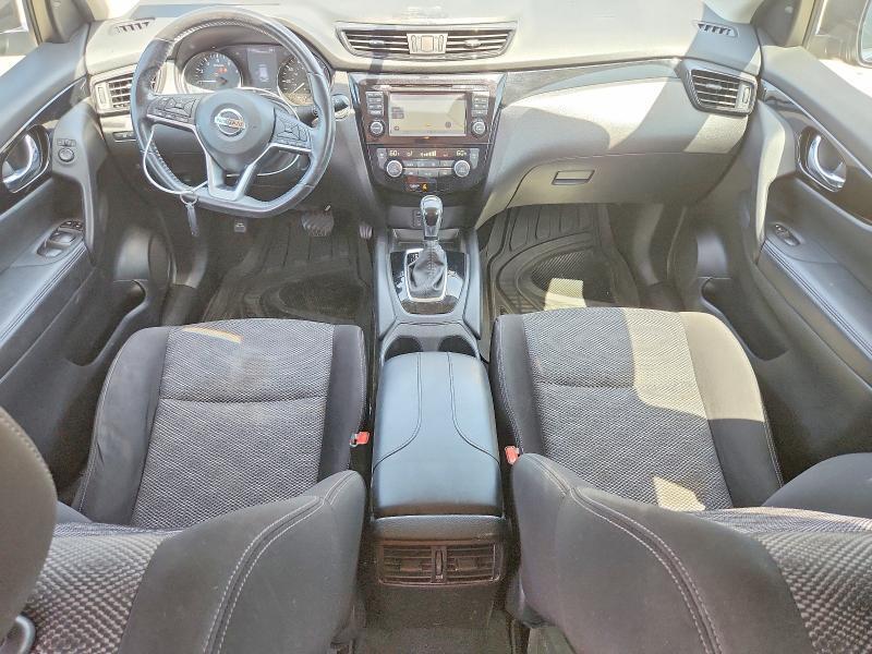 2017 NISSAN ROGUE SPORT SV — Фото 8 из 13