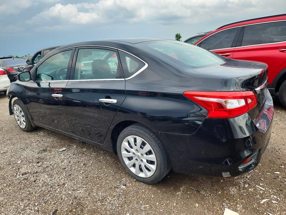 2017 NISSAN SENTRA S — Фото 2 из 13