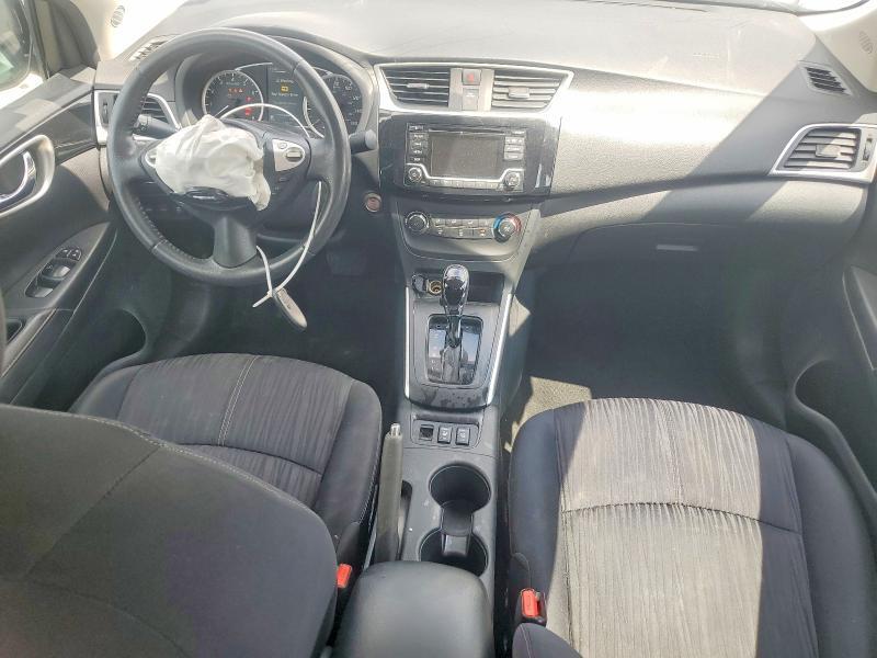 2017 NISSAN SENTRA SV — Фото 8 из 12