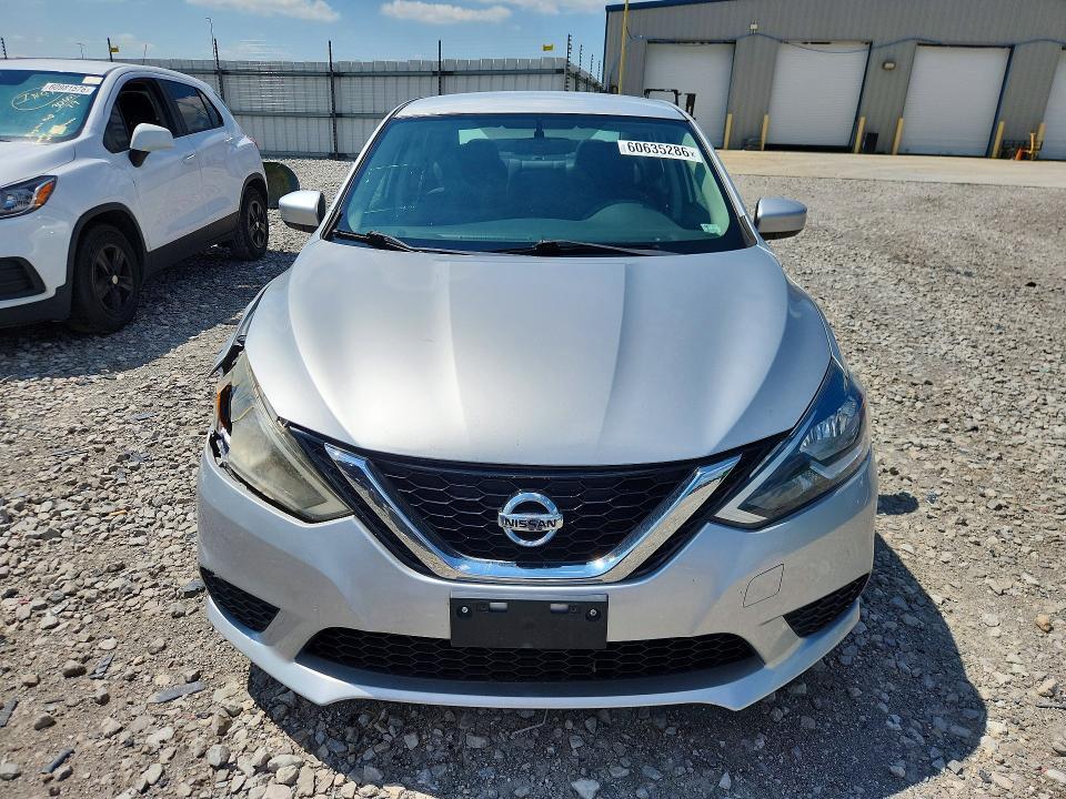 2017 NISSAN SENTRA SV — Фото 5 из 12