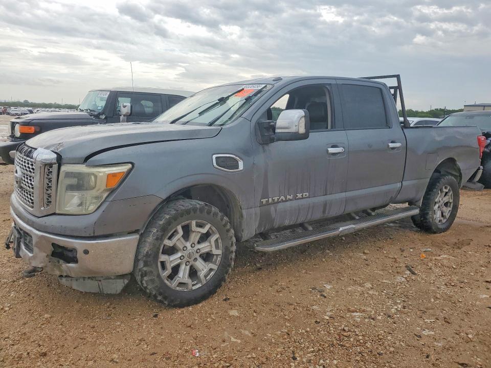 2017 NISSAN TITAN XD