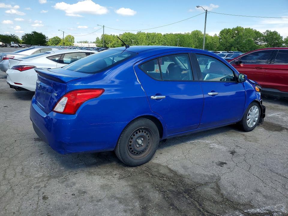 2017 NISSAN VERSA 1.6 SV — Фото 3 из 12