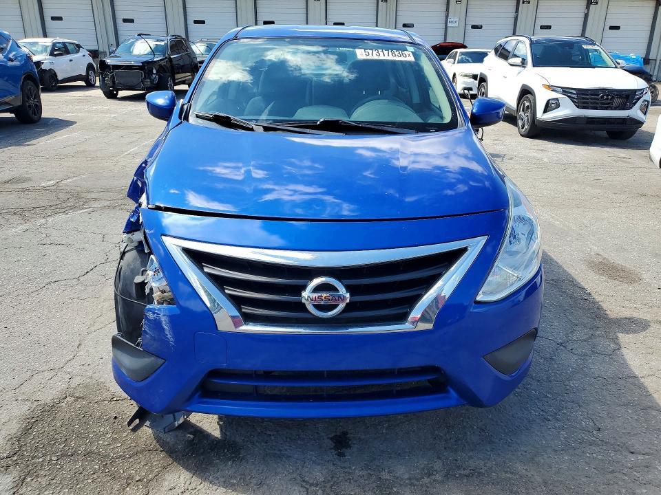 2017 NISSAN VERSA 1.6 SV — Фото 5 из 12