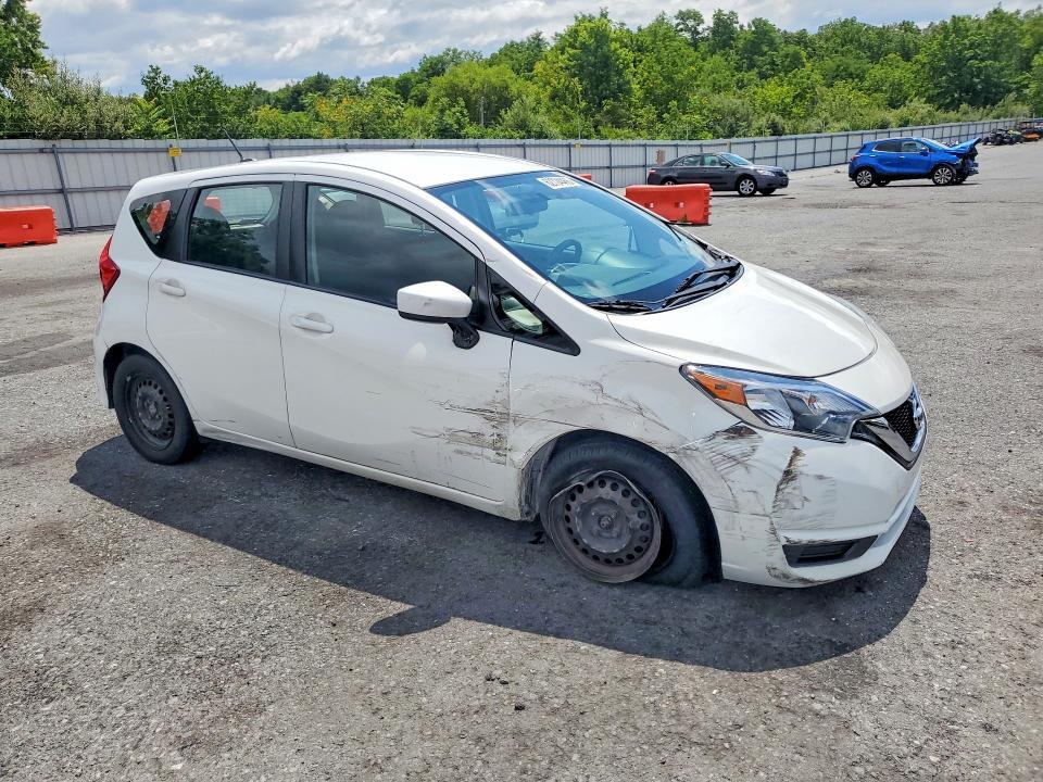 2017 NISSAN VERSA NOTE SV — Фото 4 из 12