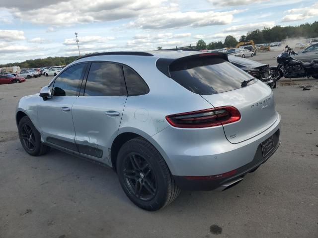 2017 PORSCHE MACAN — Фото 2 из 13