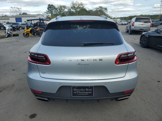 2017 PORSCHE MACAN — Фото 6 из 13