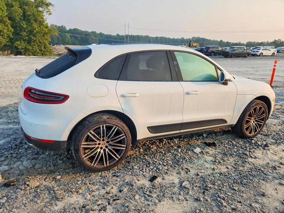 WP1AA2A52HLB07616 2017 PORSCHE MACAN photo no. 3