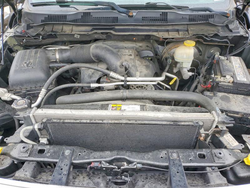 2017 RAM 1500 SLT — Фото 11 из 13