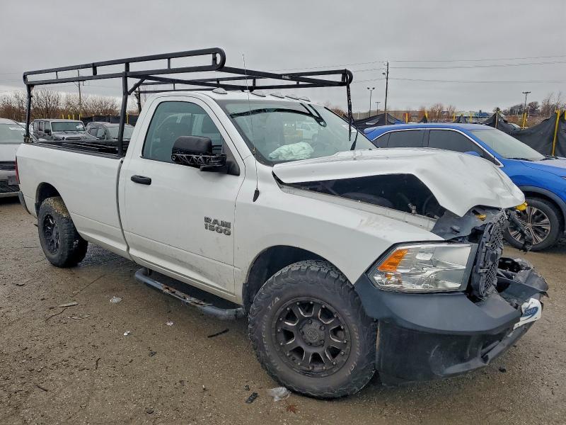 2017 RAM 1500 ST — Фото 4 из 12