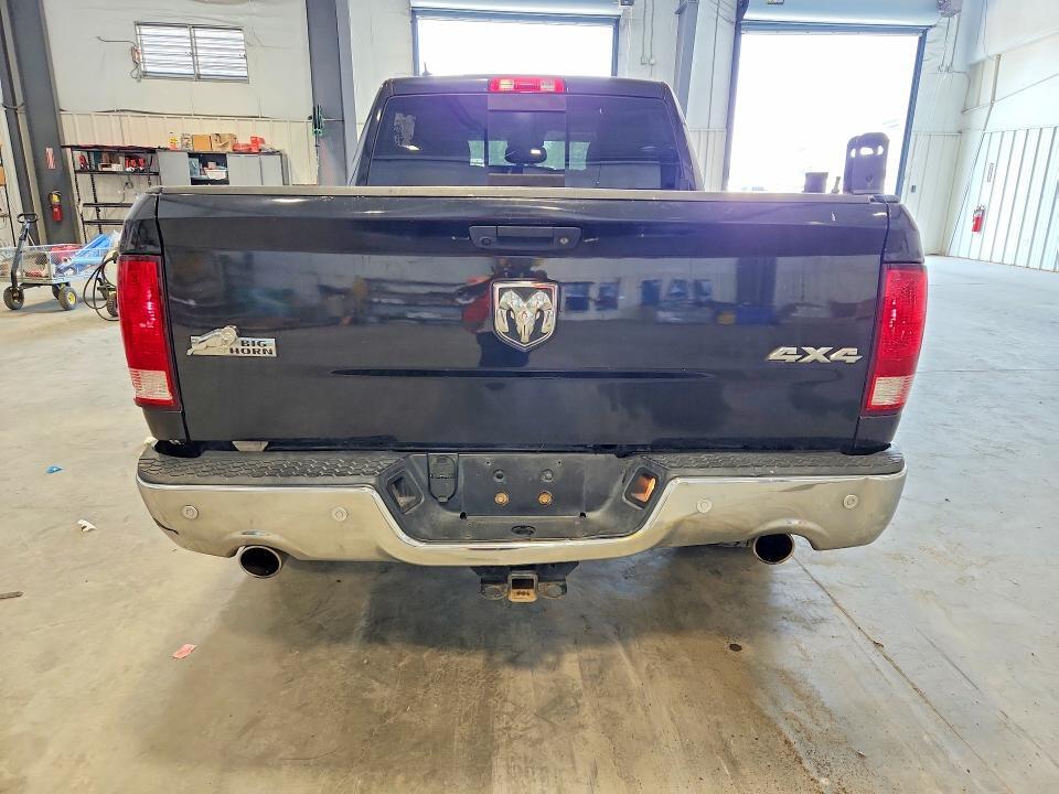 2017 RAM 1500 SLT — Фото 6 из 12