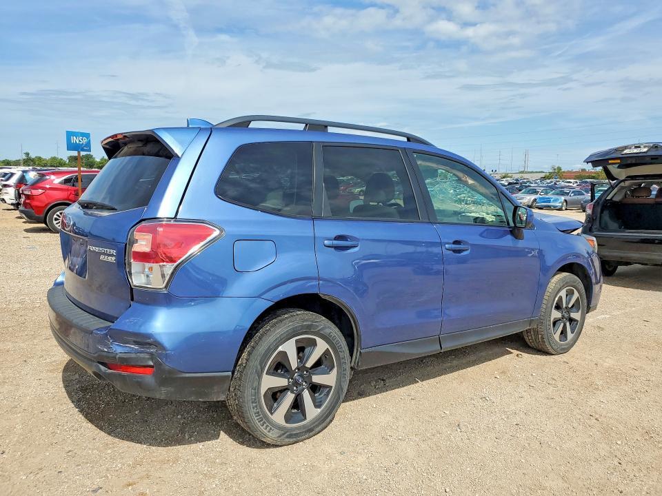 JF2SJAEC7HH548266 2017 SUBARU FORESTER photo no. 3