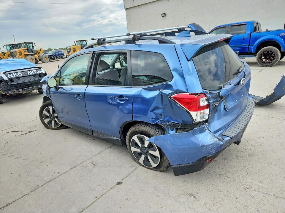 2017 SUBARU FORESTER PREMIUM ES — Фото 2 из 13