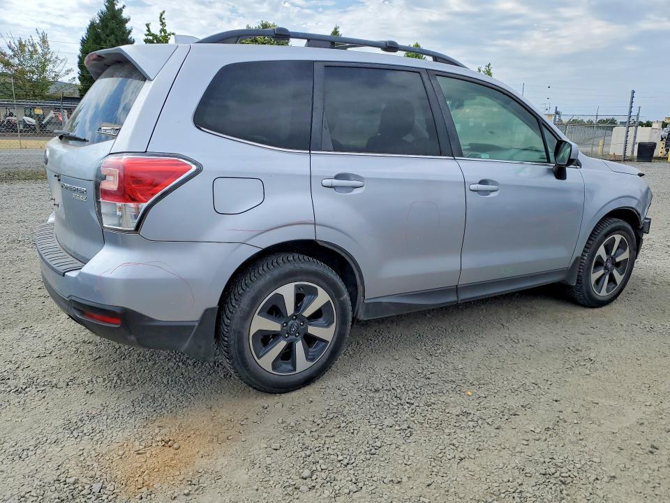 2017 SUBARU FORESTER 2.5I LIMITED — Фото 3 из 14