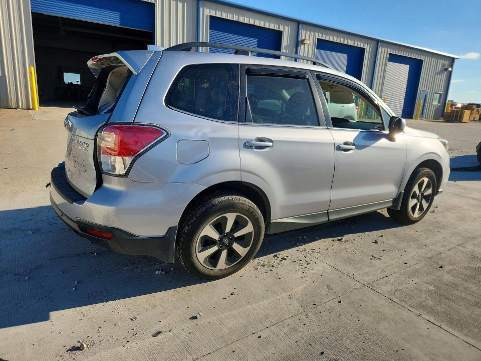 2017 SUBARU FORESTER 2.5I LIMITED — Фото 3 из 13