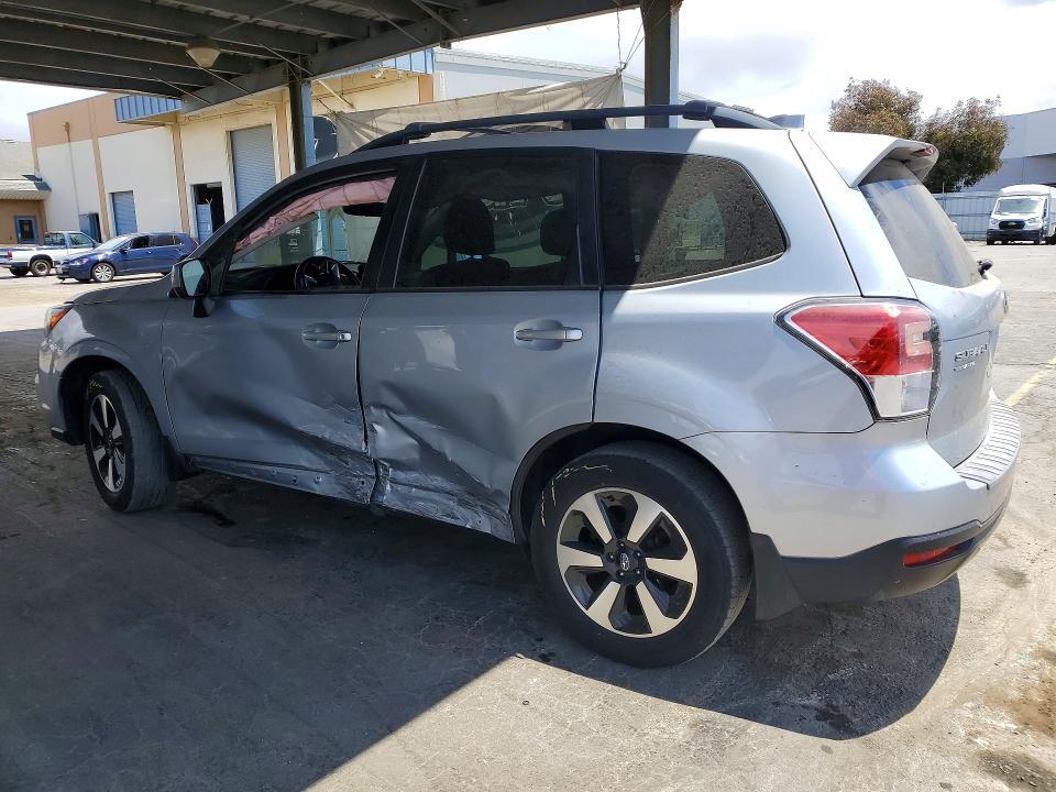 2017 SUBARU FORESTER 2.5I PREMIUM — Фото 2 из 12