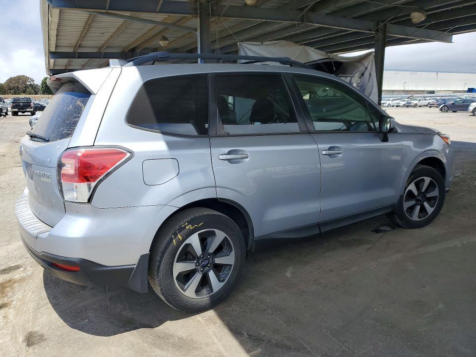 2017 SUBARU FORESTER 2.5I PREMIUM — Фото 3 из 12