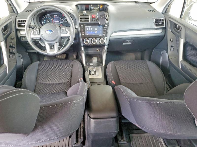 2017 SUBARU FORESTER 2.5I PREMIUM — Фото 8 из 12