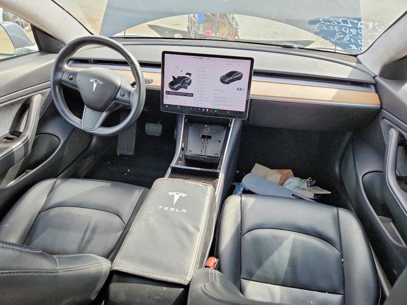 2017 TESLA MODEL 3 — Фото 8 из 12