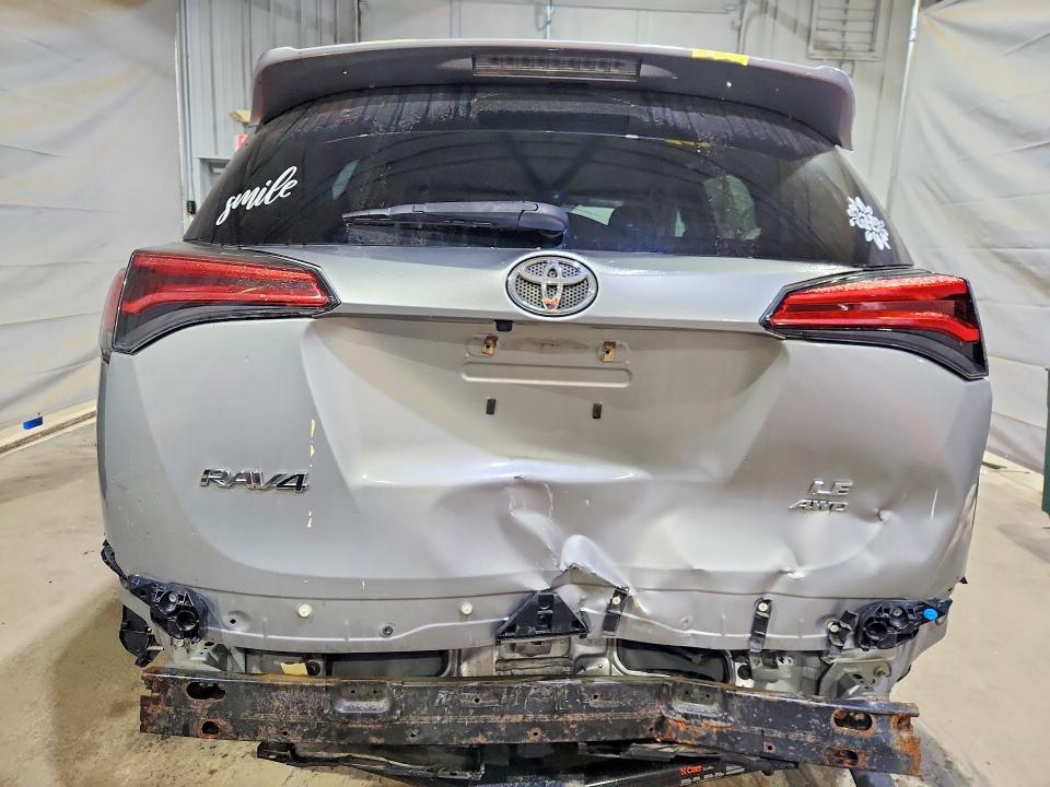 2T3BFREV7HW586106 2017 TOYOTA RAV4 photo no. 6