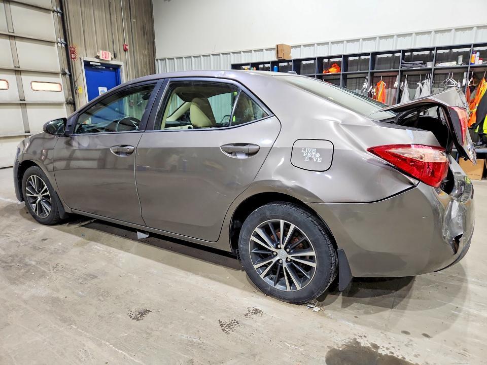 2017 TOYOTA COROLLA LE — Фото 2 из 13